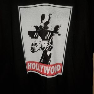 Hollywood Giraffe tshirt Size XL